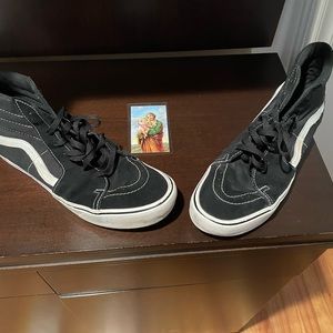 Size 12 black vans with cloud souls.